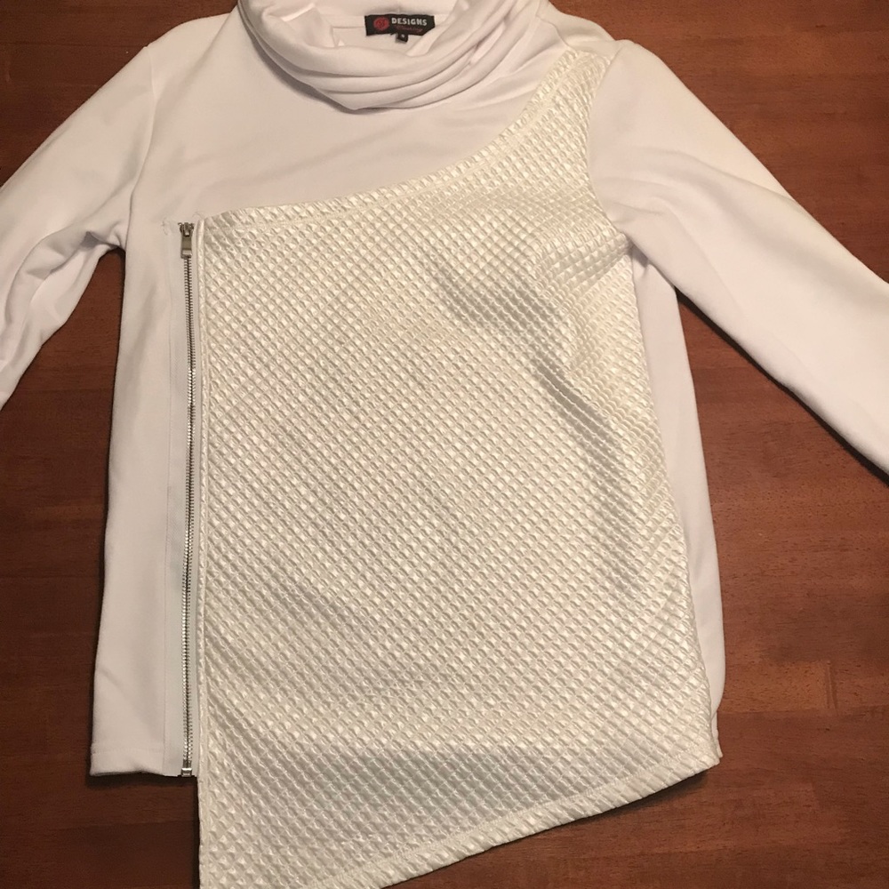 D Designs Clothing - Picture 3 of 6
